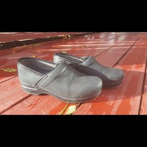 Dansko Pro XP ☀️ 38 ☀️ Excellent condition!